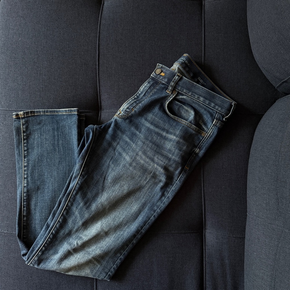 Traveler Slim Fit Jean
